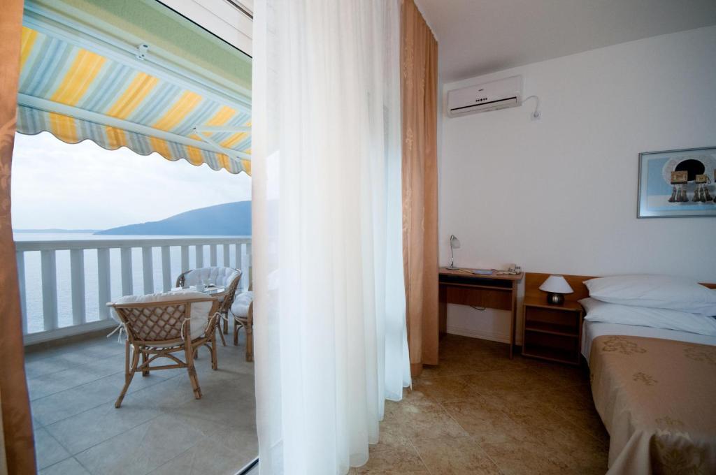 Villa Tenzera 헤르섹 객실 사진